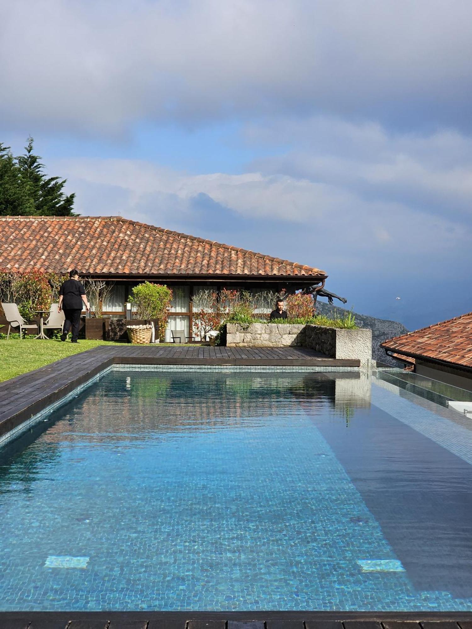 Puebloastur Eco Resort Hotel&Spa Cofiño Exterior foto
